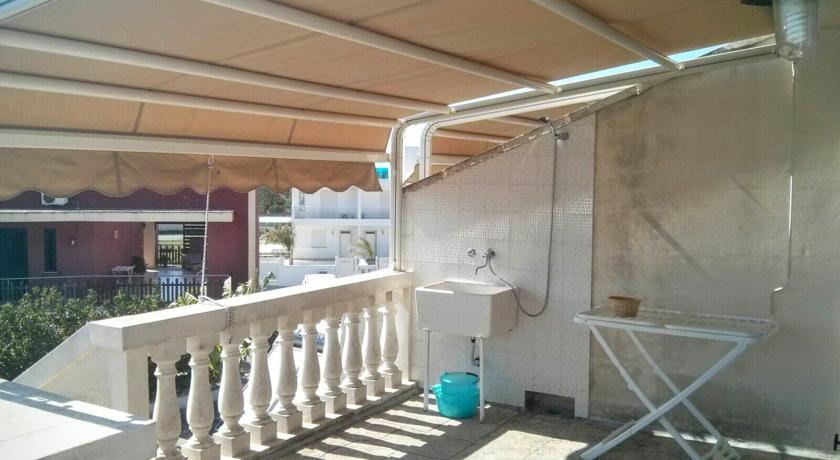 Dimora Liccisa Lägenhet Torre Lapillo Rum bild